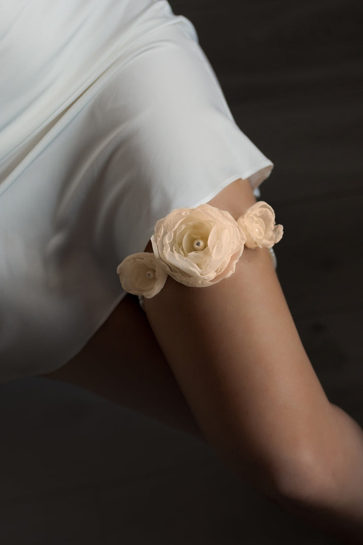 PEONY Garter