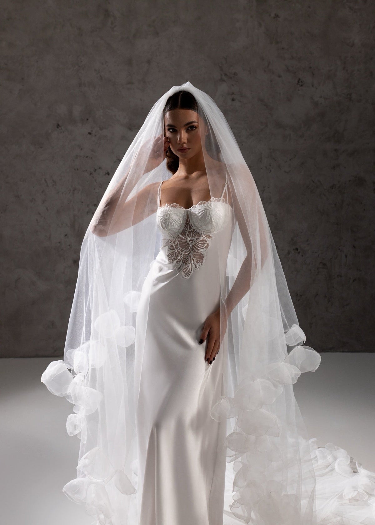 ALICE Floral Veil