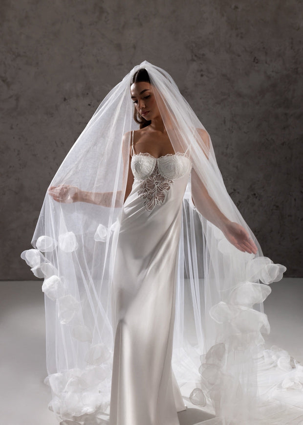 ALICE Floral Veil