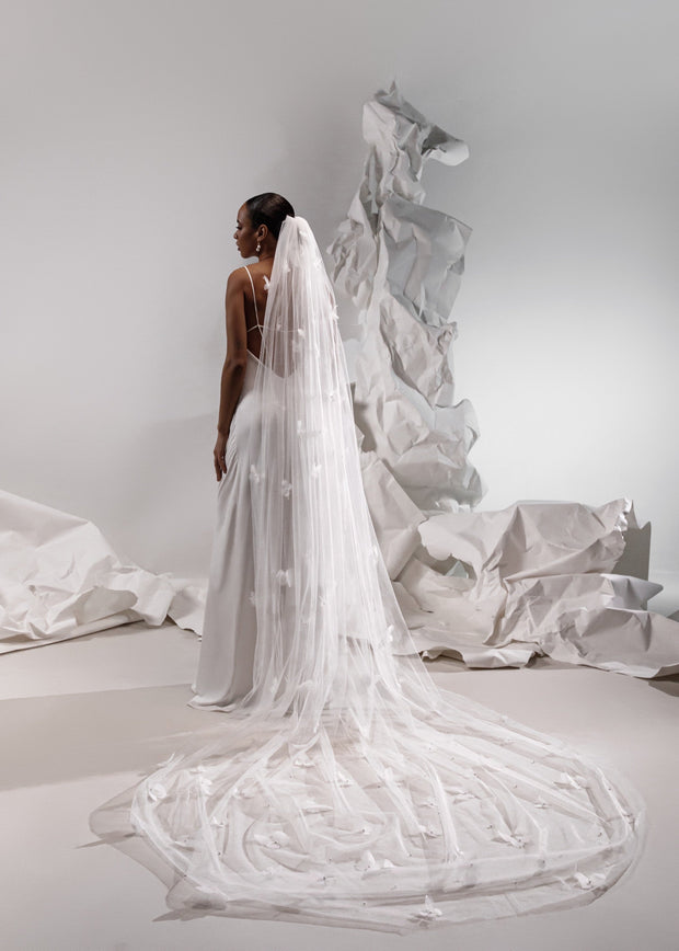 ANNA Butterfly Veil