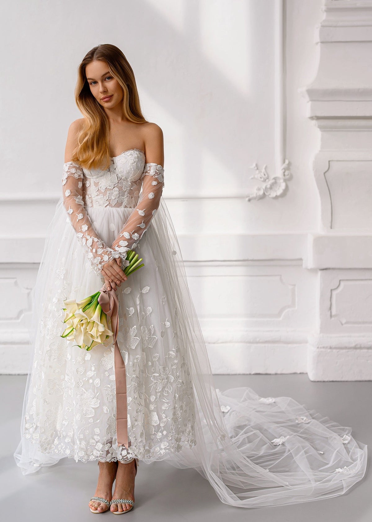 CELINE 3D Tulle Cape