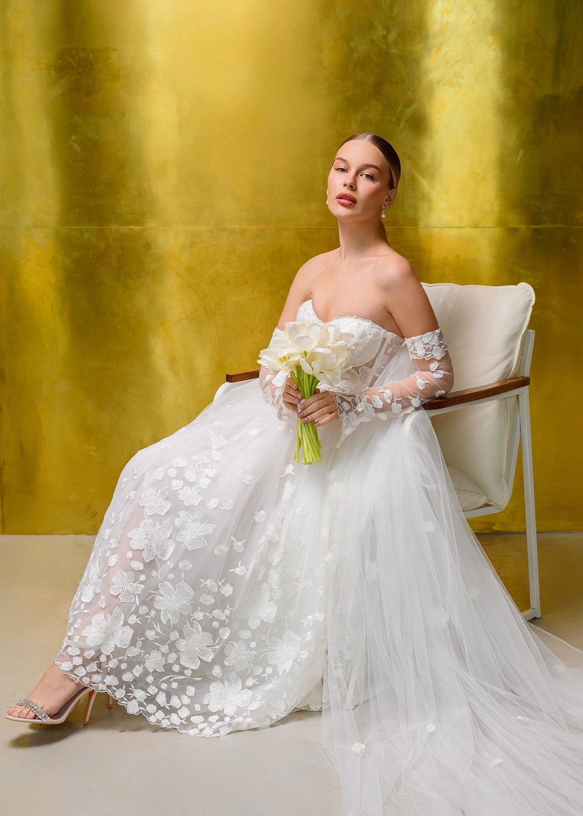 CELINE 3D Tulle Cape