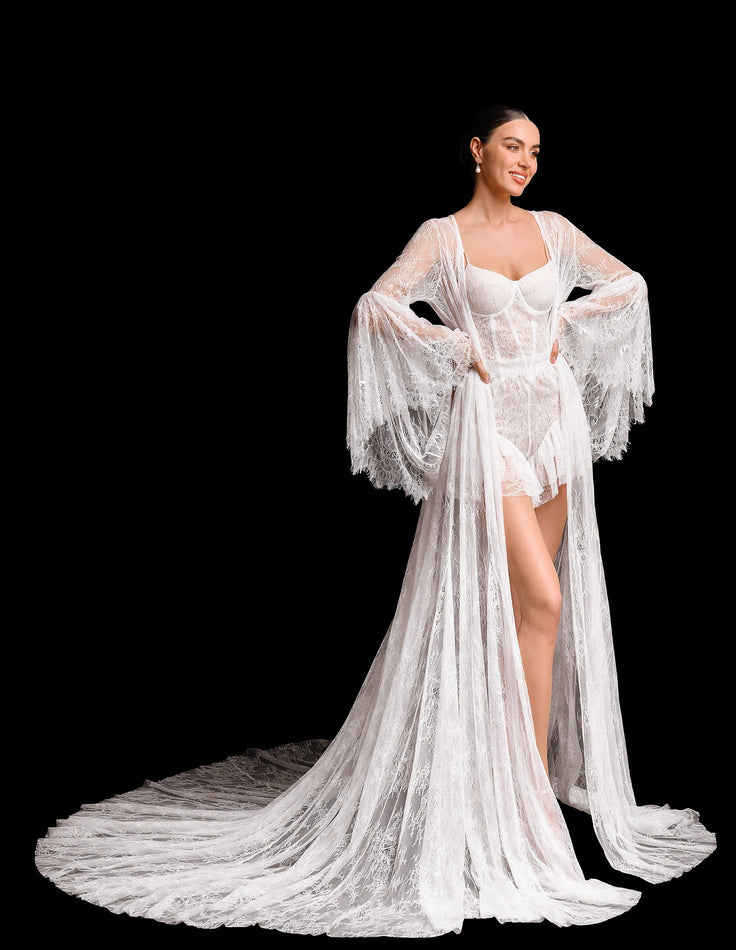 LAVINA Chantilly Dress