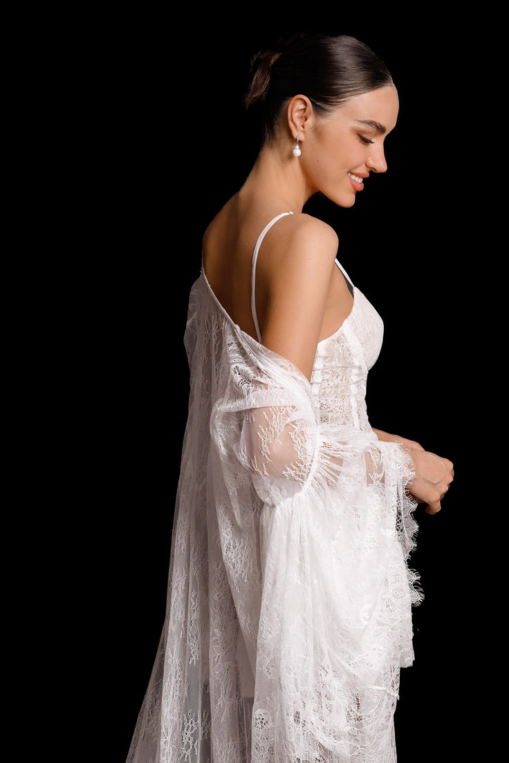 LAVINA Chantilly Dress