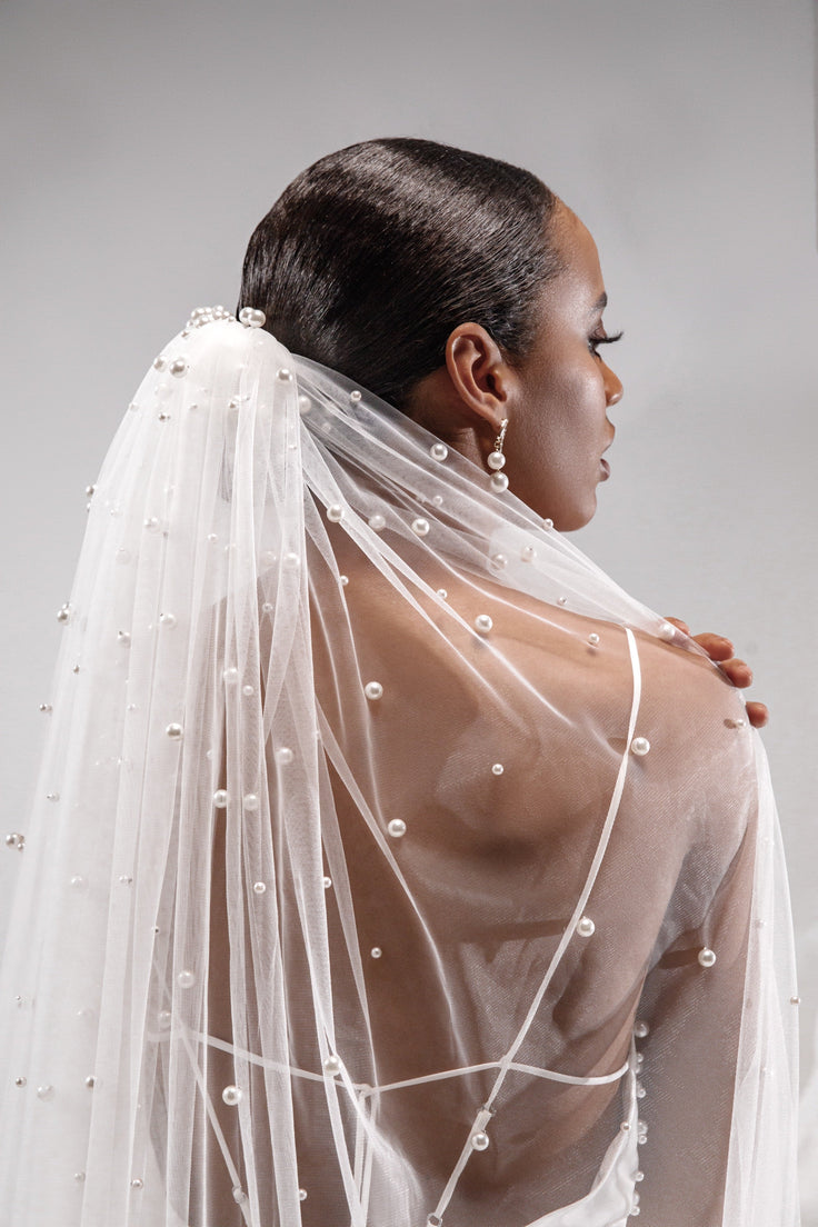 LOLA Pearl Veil
