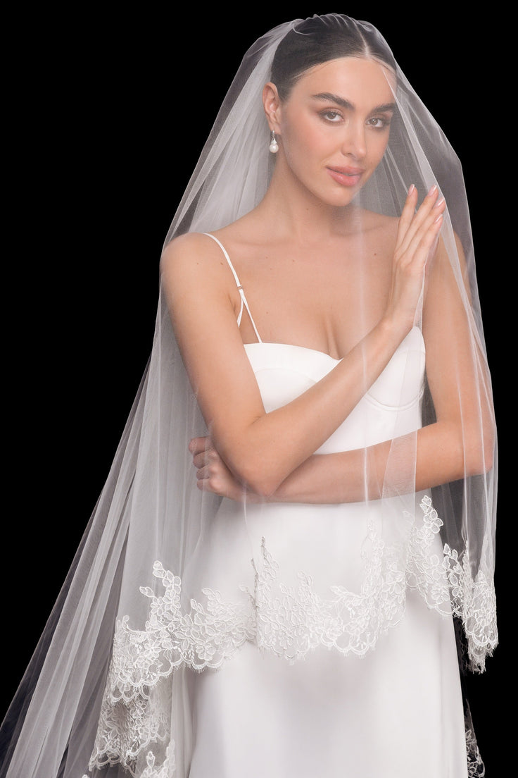 MADONNA Lace Veil